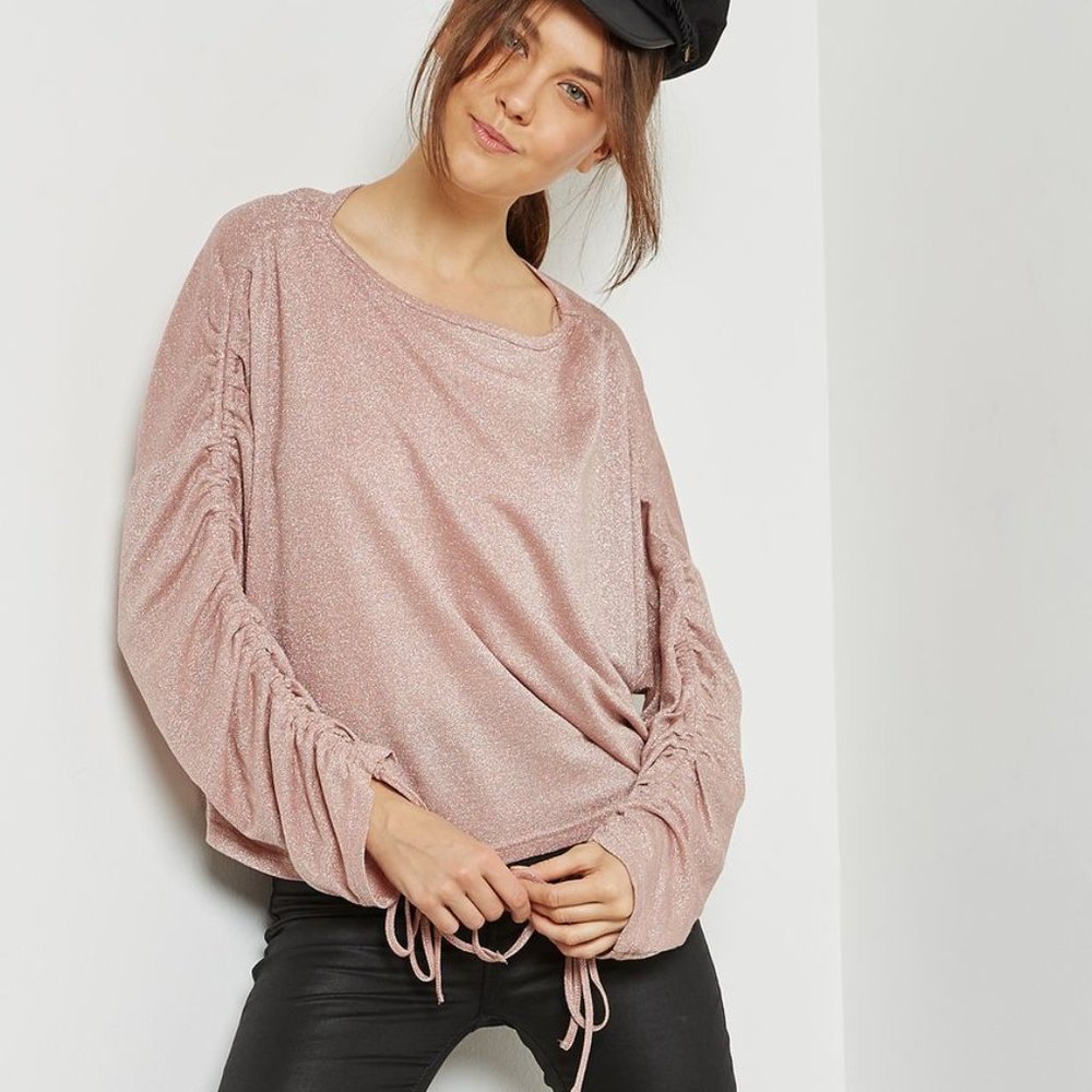 PIECES Ruched Sleeve Top - Picture 2 of 3